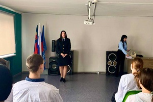Беловские полицейские провели профилактику на тему: «Не дай себя обмануть!» для студентов медицинского колледжа