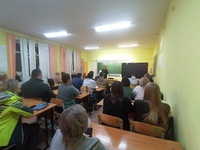 Сотрудники Беловской Госавтоинспекции приняли участие в родительском собрании