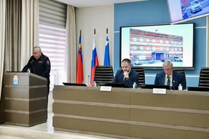 Начальник отдела МВД России «Беловский» Борис Устинов выступил перед депутатами с отчетом о работе отдела за 2025 год