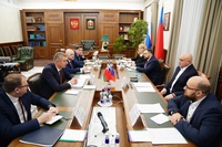 Губернатор КуZбасса провел рабочую встречу с Чрезвычайным и Полномочным послом Республики Беларусь в России