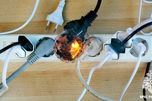 Неисправная электропроводка=пожар