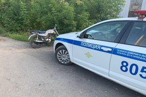 В Беловском городском округе автоинспекторы отстранили от управления 16-летнего водителя мотоцикла