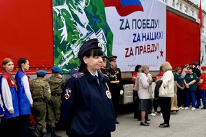 Сотрудники отдела МВД России «Беловский» обеспечили охрану общественного порядка во время автопробега «Эстафета памяти. Кузбасс — фронту»