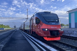 Пенсионеры смогут бесплатно ездить в пригородных поездах Кемеровской области четыре дня в неделю с мая по октябрь