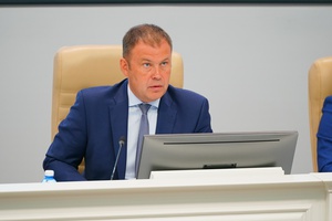 Илья Середюк: "Подвоз учеников — важная тема"