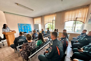 В Белове сотрудники уголовного розыска  провели профилактическую беседу  с сотрудниками МЧС