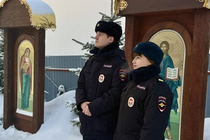 Кузбасские полицейские обеспечивают общественный порядок во время празднования Крещения Господня