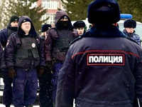 В Белове прошел общегородской гарнизонный развод нарядов полиции, задействованных в системе единой дислокации