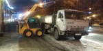 Вывоз снега в Белове продолжается