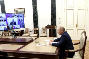 Владимир Путин поручил обеспечить безопасность шахтерского труда и пересмотреть фиксированную часть зарплат горняков