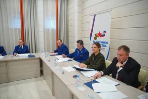 Сергей Зайцев вместе с заместителем Министра обороны России Анной Цивилевой и губернатором региона Ильей Середюком провел личный прием граждан