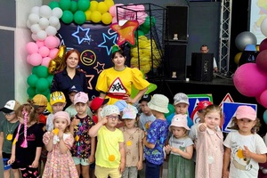 Сотрудники Госавтоинспекции провели беседу для юных беловчан