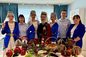 Кузбасские полицейские присоединились к акции «Только Вместе», организованной в честь Дня народного единства!