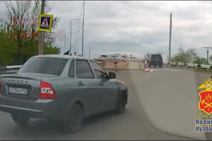 В Белове по материалам «Мобильного патруля» на 9 000 рублей оштрафован автомобилист, который нарушил правила дорожного движения