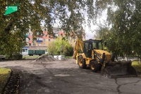 В Белове начался текущий ремонт сквера «Яблоневый цвет»