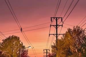 Будьте осторожны в охранных зонах ЛЭП