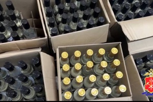 В Белове полицейские изъяли из незаконного оборота партию немаркированной табачной и алкогольной продукции