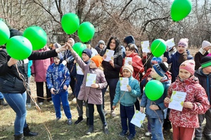 На Новом Городке «генеральная  уборка» началась с разминки.