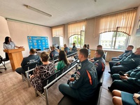 В Белове сотрудники уголовного розыска  провели профилактическую беседу  с сотрудниками МЧС