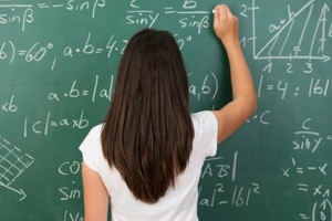 Президент РФ поручил установить приоритет математики и информатики в школьном учебном плане