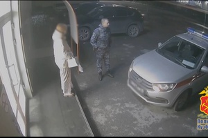 В Белове полицейские устанавливают мошенников, которые пытались обмануть студентку из Санкт-Петербурга